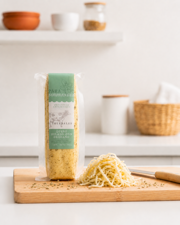 Queso hilado con orégano x 200 gr