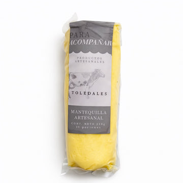 Mantequilla artesanal x 250g Toledales sobre fondo blanco