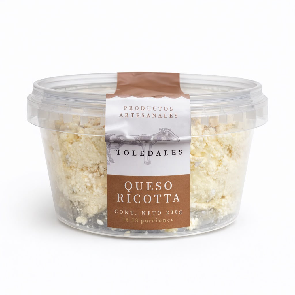Queso Ricotta x 230g Toledales sobre fondo blanco